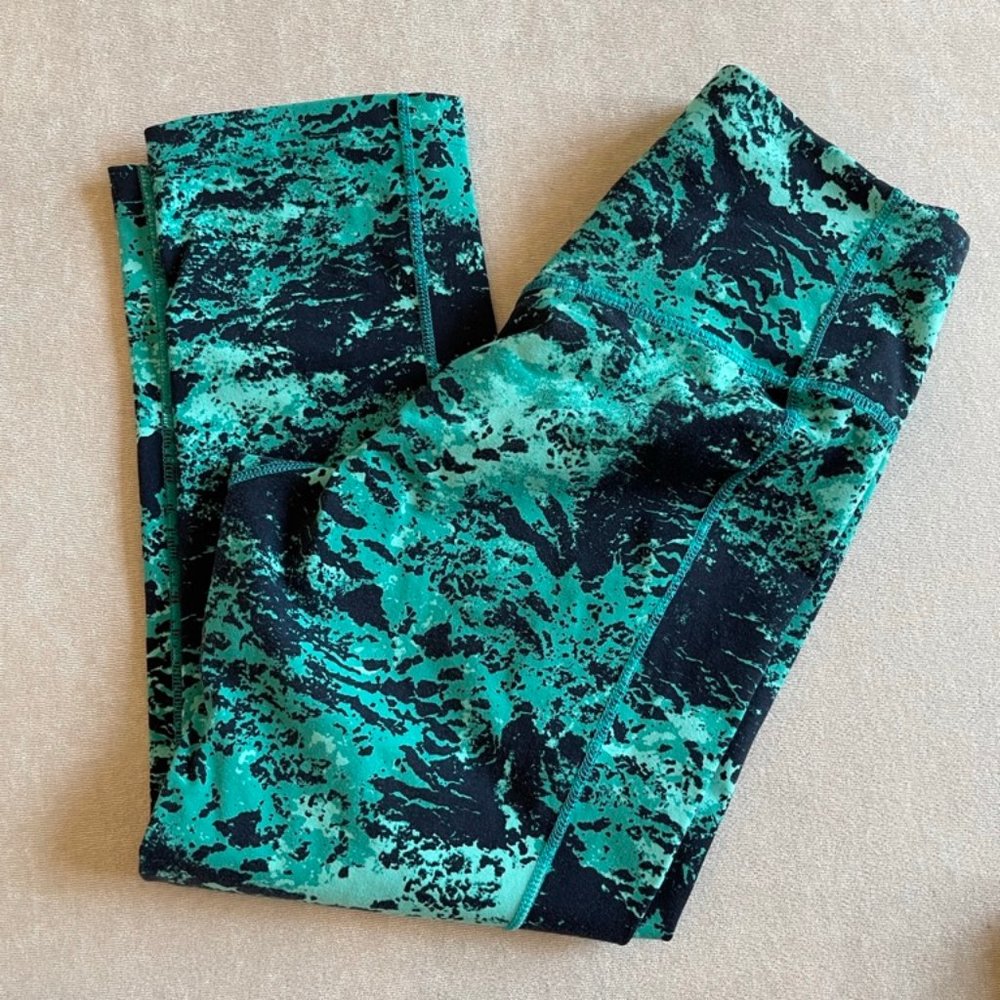 NIKE WOMEN'S Crop Tights Leggings Size XS Green Blue